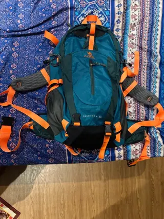 Avis client - Sac CAMEL 40L bleu vue de face